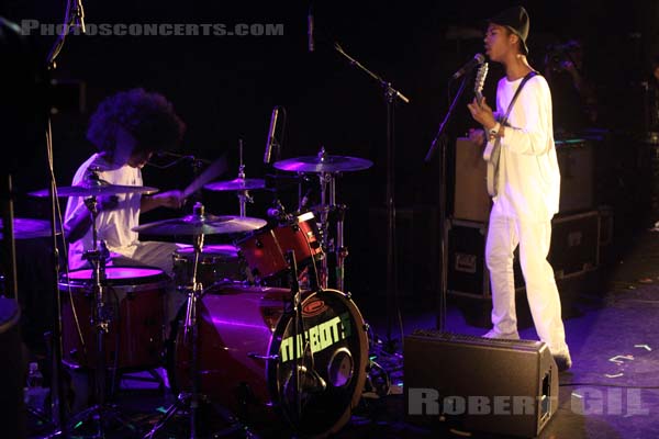 THE BOTS - 2012-11-10 - PARIS - La Cigale - 